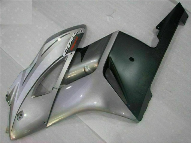 Carenados Moto CBR 1000 RR 04-05 - Plata Carenados Moto CBR 1000 RR 04-05 - Plata