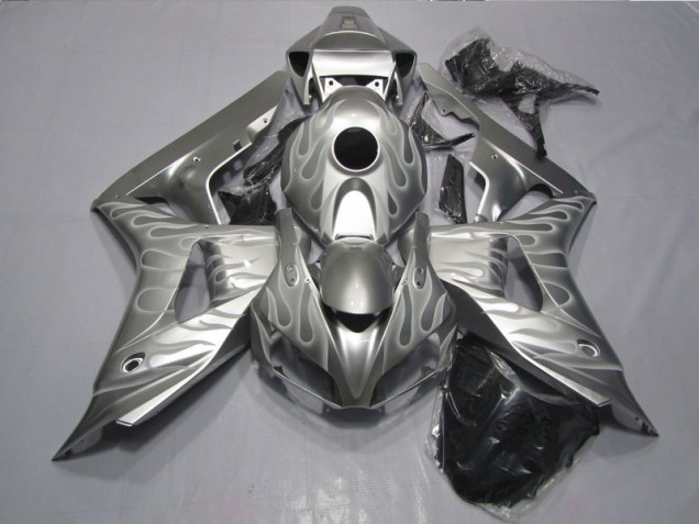 Carenados Moto CBR 1000 RR 06-07 - Plata Llama Carenados Moto CBR 1000 RR 06-07 - Plata Llama