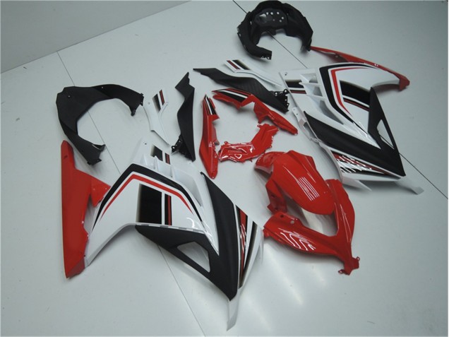 Carenados Moto EX300 13-16 - Rojo Blanco Negro Carenados Moto EX300 13-16 - Rojo Blanco Negro