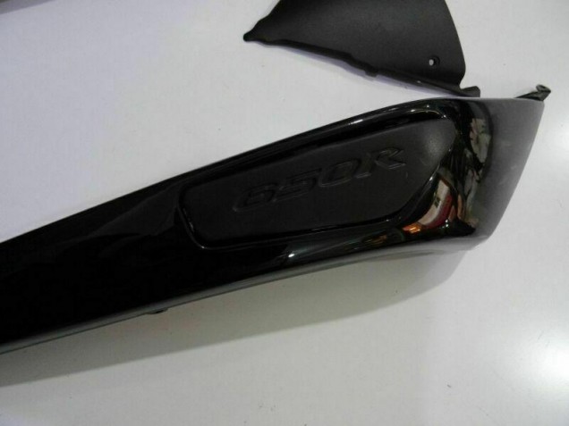 Carenados Moto EX650 09-11 - Negro Carenados Moto EX650 09-11 - Negro