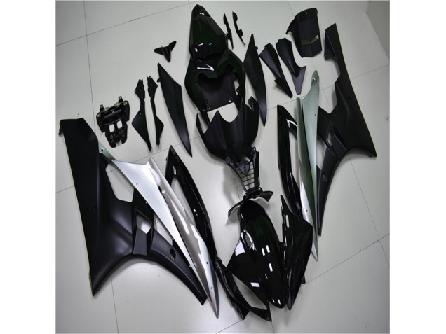 Carenados Moto & Plástico R6 06-07 - Plata Negro Carenados Moto & Plástico R6 06-07 - Plata Negro