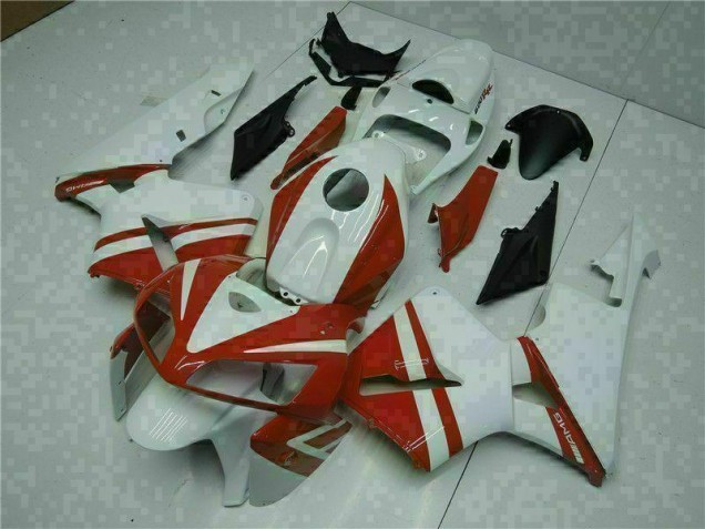 Kit Carenados Moto CBR 600 RR 05-06 - Blanco Rojo Kit Carenados Moto CBR 600 RR 05-06 - Blanco Rojo
