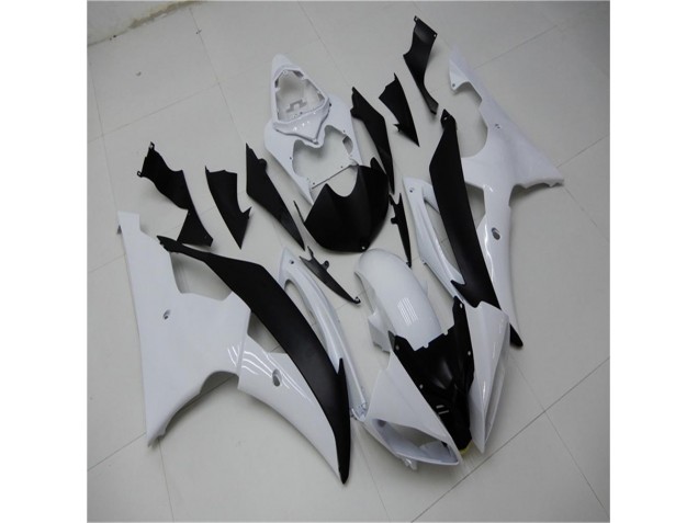 Kits Carenados Moto R6 08-16 - Blanco Negro Kits Carenados Moto R6 08-16 - Blanco Negro