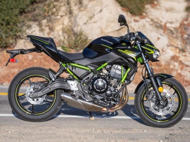 Carenados Moto Kawasaki Ninja Z650 2020-2025 - Negro Amarillo