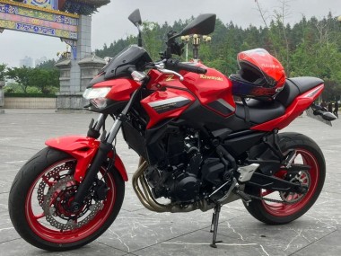 Carenados Moto Kawasaki Ninja Z650 2020-2025 - Rojo Negro