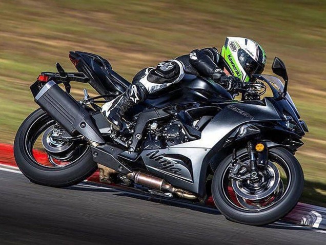 Carenado Moto Kawasaki ZX6R 2023-2025 - Negro Mate