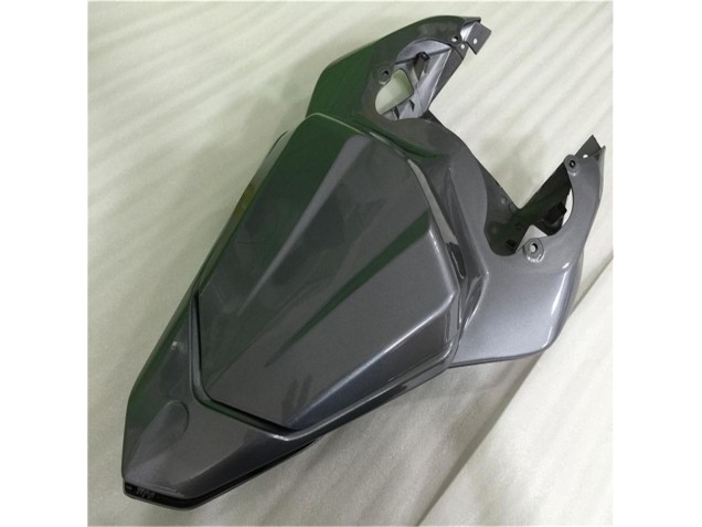 Plástica Moto R6 06-07 - Gris Negro Plástica Moto R6 06-07 - Gris Negro