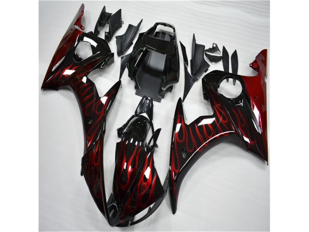 Plástico Moto R6 03-05 - Negro Rojo Llama Plástico Moto R6 03-05 - Negro Rojo Llama